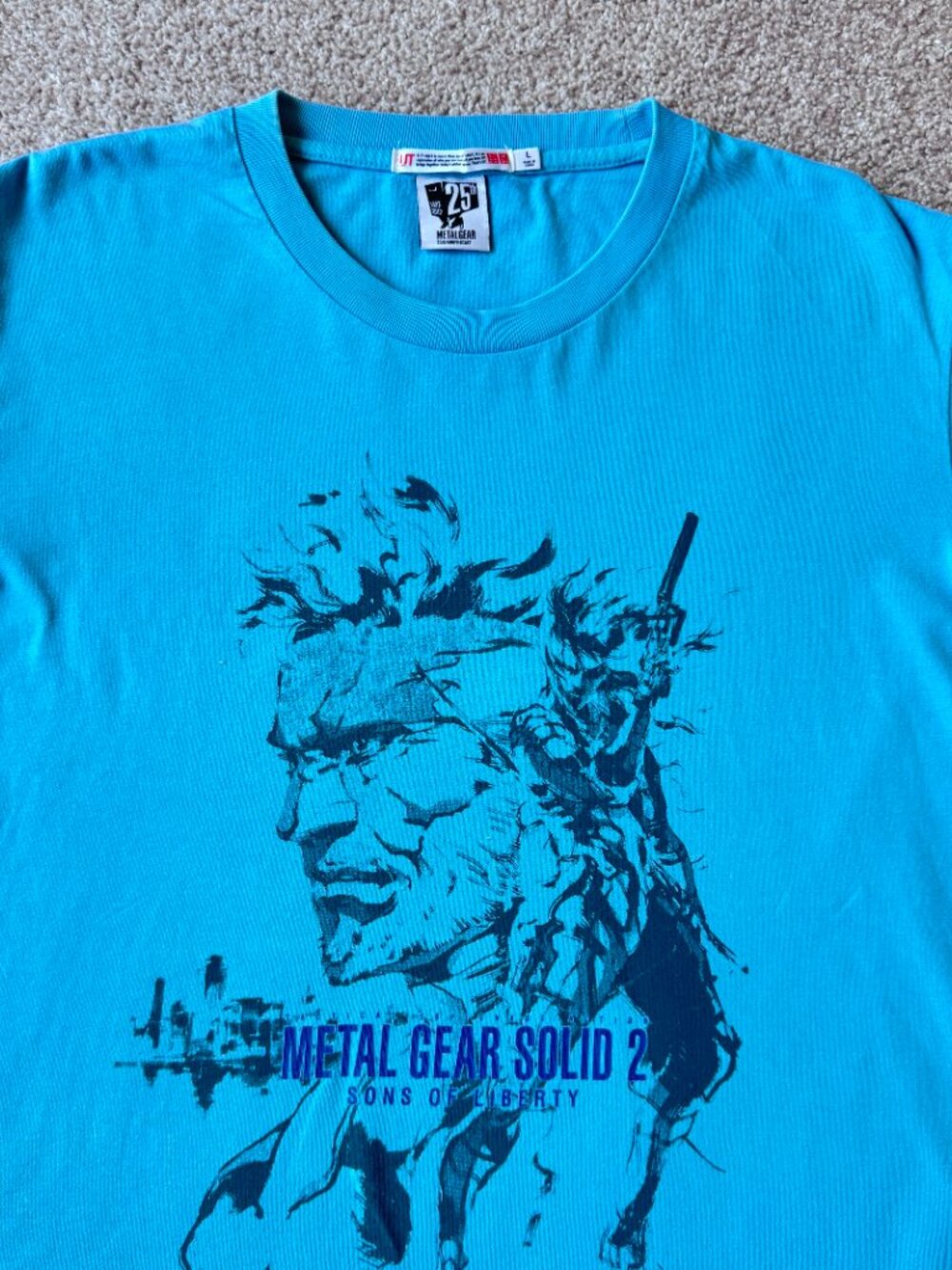 UNIQLO UT Metal Gear Solid 2 25th Anniversary Tee L